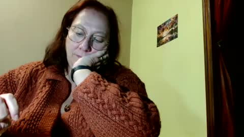 Snapshot of laureanne50 chatting on 14, 12, 2024 laureanne online show from 14, 12, 2024