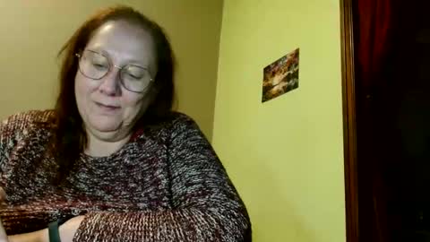 Snapshot of laureanne50 chatting on 5, 2, 2025 laureanne online show from 5, 2, 2025