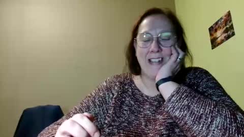 Snapshot of laureanne50 chatting on 9, 2, 2025 laureanne online show from 9, 2, 2025