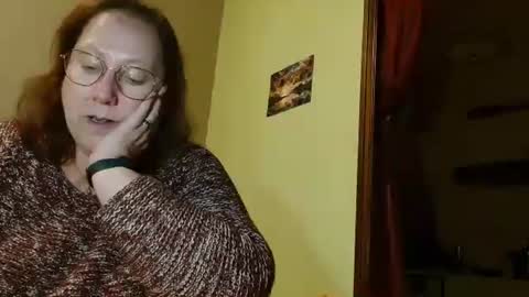 Snapshot of laureanne50 chatting on 12, 3, 2025 laureanne online show from 12, 3, 2025