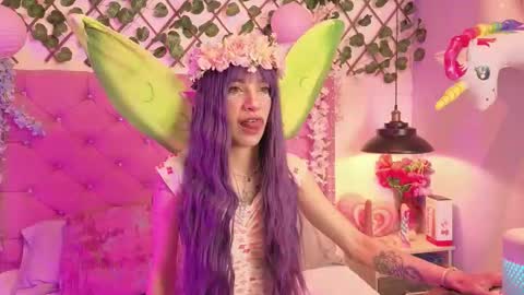 Lauren evans9 online show from 4, 12, 2025