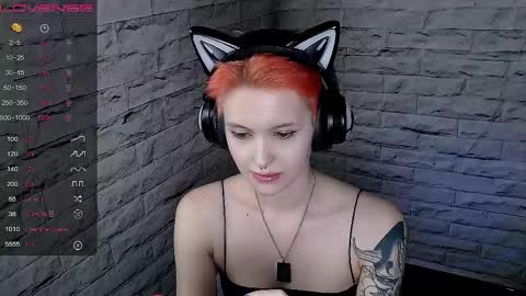 Snapshot of lauren_raquel chatting on 25, 4, 2026 Eva online show from 25, 4, 2026