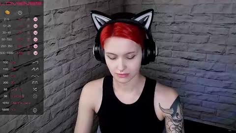 Snapshot of lauren_raquel chatting on 28, 4, 2026 Eva online show from 28, 4, 2026