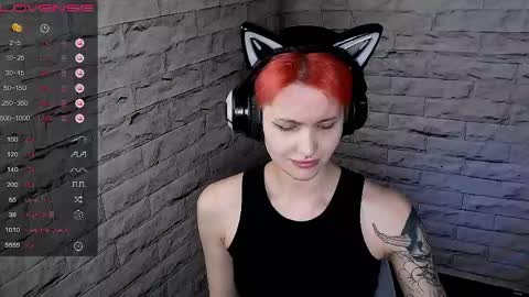 Snapshot of lauren_raquel chatting on 5, 5, 2026 Eva online show from 5, 5, 2026