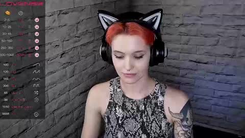 Snapshot of lauren_raquel chatting on 11, 5, 2026 Eva online show from 11, 5, 2026