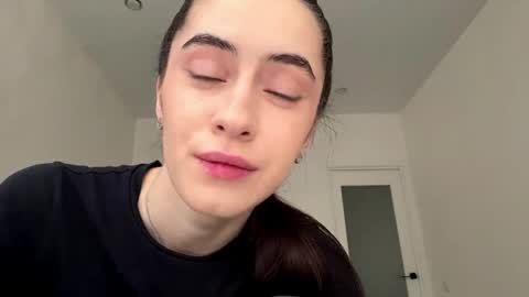 laurenadupuy online show from 8, 6, 2026