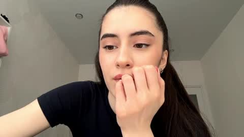 laurenadupuy online show from 11, 6, 2026