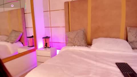    online show from 21, 12, 2025