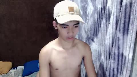 laurence_cuttieguyhere online show from 27, 4, 2026