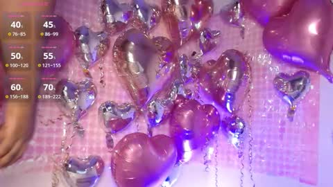 Lauren Gill online show from 8, 2, 2026