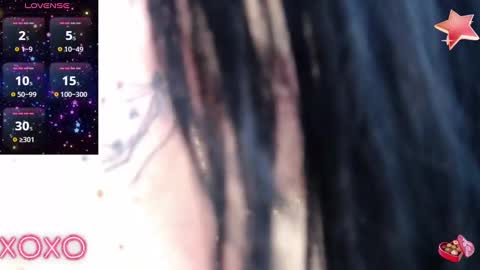 Laura online show from 4, 1, 2025