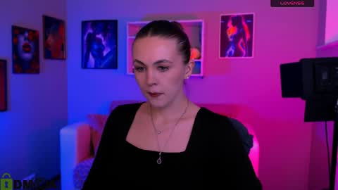 Laure online show from 25, 4, 2026