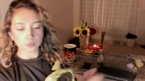 laurenn_111 online show from 27, 5, 2026