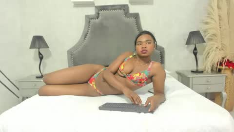 Lauren  online show from 29, 4, 2026