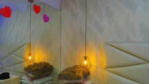 Laurent online show from 29, 11, 2025