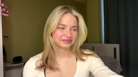 Bella online show from 19, 4, 2026