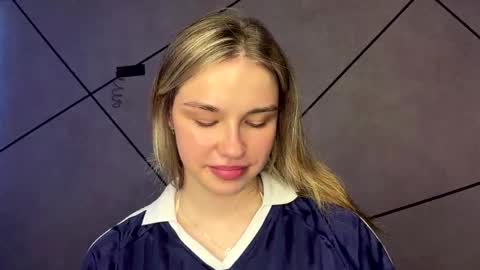 Bella online show from 8, 6, 2026