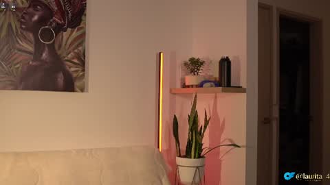 Snapshot of laurita_4 chatting on 11, 6, 2026 laurita_4 online show from 11, 6, 2026