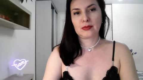 Diana  online show from 10, 3, 2025