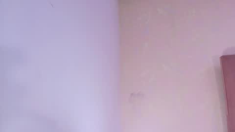 Lay Madison  online show from 4, 10, 2025