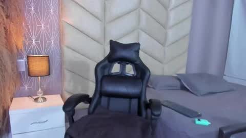 laya online show from 12, 11, 2025