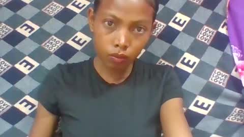 layah157855 online show from 15, 7, 2026