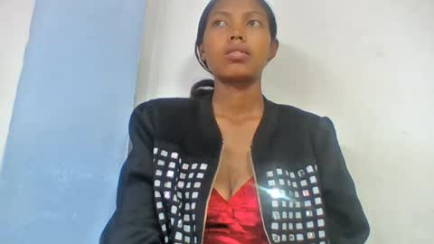 layah157855 online show from 28, 7, 2026