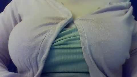 layannalea online show from 6, 11, 2025