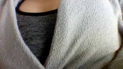 layannalea online show from 24, 4, 2026