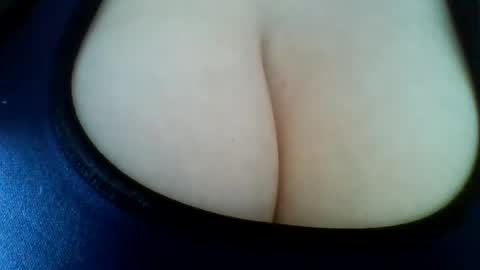 layannalea online show from 28, 7, 2026