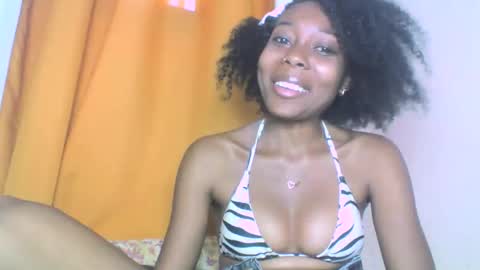 layannek online show from 4, 10, 2025