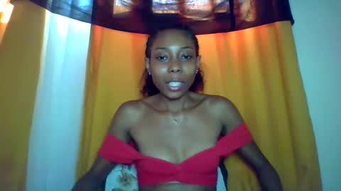 layannek online show from 2, 12, 2025