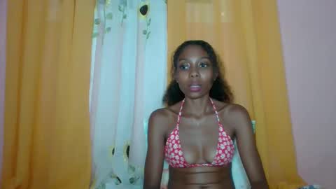 layannek online show from 20, 4, 2026