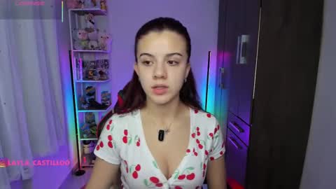 Layla online show from 28, 9, 2025