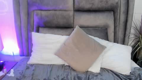 layla_clarke online show from 7, 3, 2025