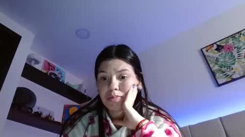 Lia and Rachel online show from 21, 12, 2025