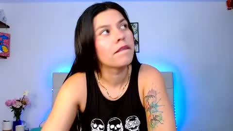 Snapshot of layla_roma chatting on 23, 6, 2026 Lia and Rachel online show from 23, 6, 2026