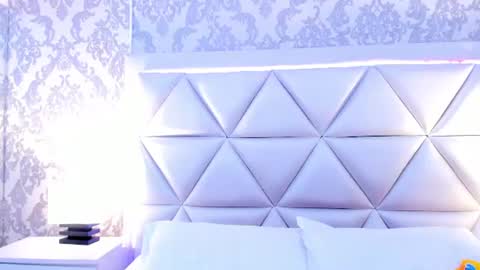 Snapshot of laylaadoll_ chatting on 9, 6, 2026 Lau online show from 9, 6, 2026