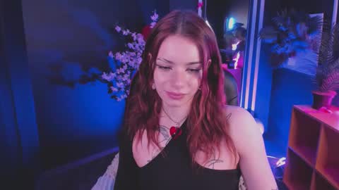 Layla 3 online show from 19, 2, 2026