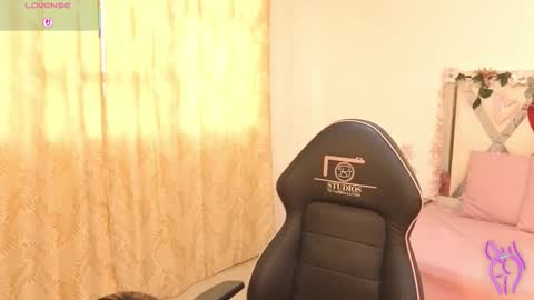 laylafoxy_tay online show from 12, 9, 2025