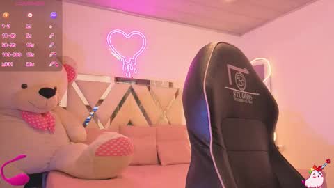 laylafoxy_tay online show from 21, 12, 2025