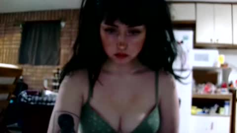 Layla Kills online show from 9, 12, 2024