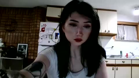 Layla Kills online show from 17, 11, 2025