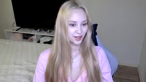 LaylaPretty001 online show from 4, 6, 2026