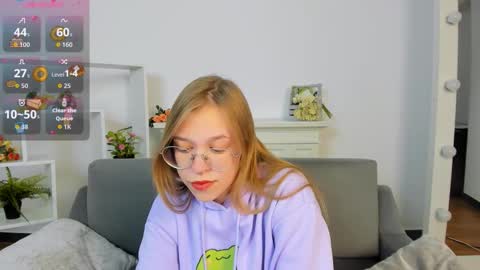 Snapshot of layriantavee chatting on 30, 9, 2025 layriantavee online show from 30, 9, 2025