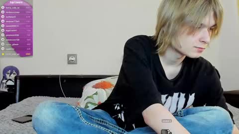 Snapshot of lazydarkknight chatting on 1, 3, 2025 Alex online show from 1, 3, 2025