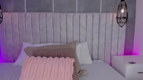    online show from 27, 4, 2026