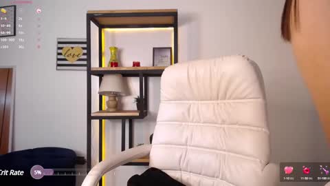 Lea Velle online show from 14, 2, 2025