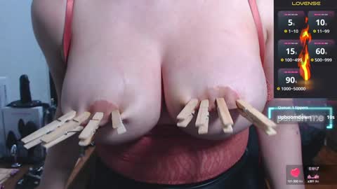 Snapshot of leah__smtith chatting on 19, 12, 2024 leah online show from 19, 12, 2024