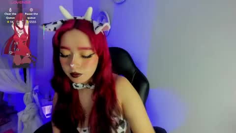 Snapshot of leah_cherry chatting on 23, 4, 2026 Leah online show from 23, 4, 2026